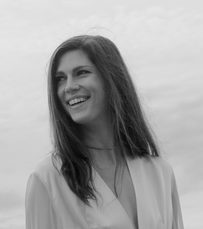 Emmy Kate Renshaw Travel